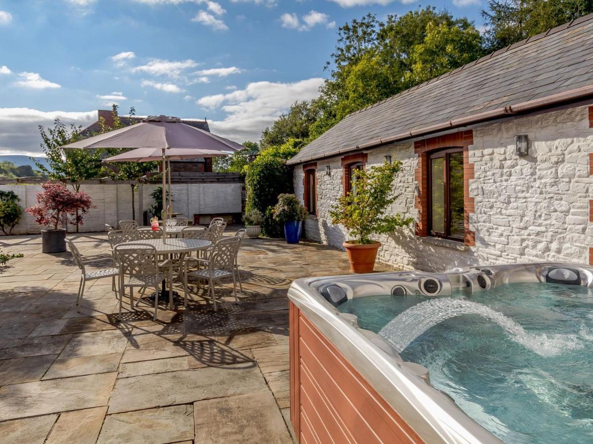 White Horse Farm Villa Abergavenny Exterior photo